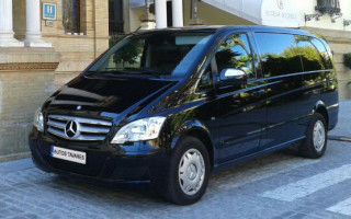 Minivan Mercedes Viano / 8 Plazas incluido el conductor